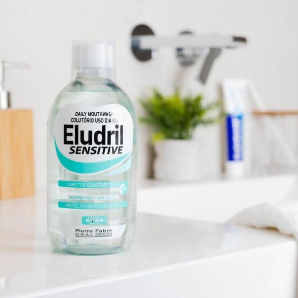 Sensibilité bain de bouche quotidien soin dents sensibles