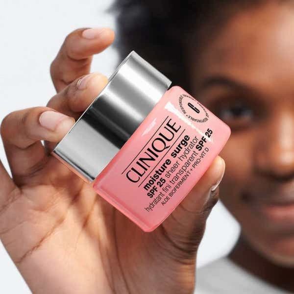 Moisture Surge Hydratant Fini Transparent SPF25 - 50ml