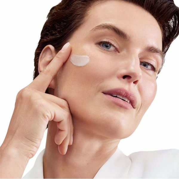 Soin de Jour Ultra-Léger SPF50 Hyaluron-Filler + Elasticity - 50 ml