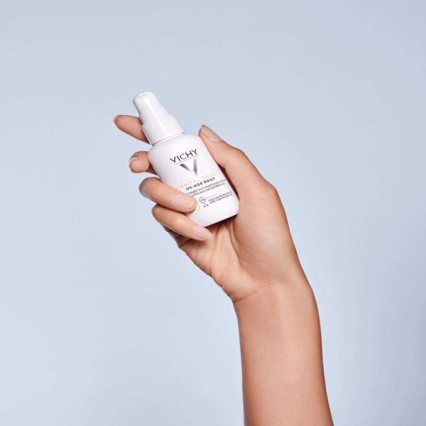 CAPITAL SOLEIL FLUIDE UV-AGE DAILY SPF 50+ - 40 ML
