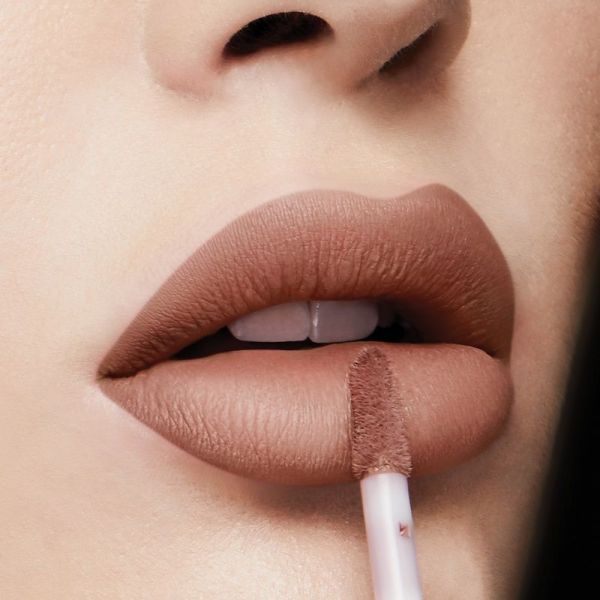 Lipstick Amore Satin Matte Lip Crème - 01 Lavish