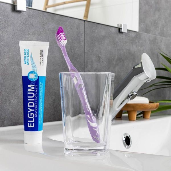 Antiplaque - brosse à dents