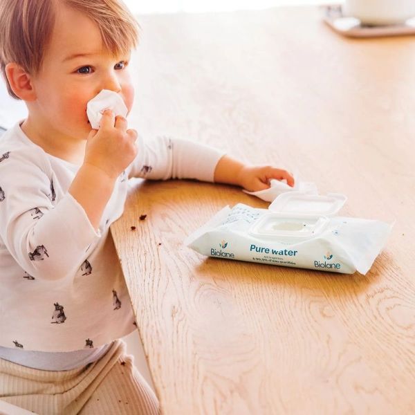 Lingettes bébé Nettoyantes Corps et Siège Peaux Sensibles Pure Water - 48 lingettes