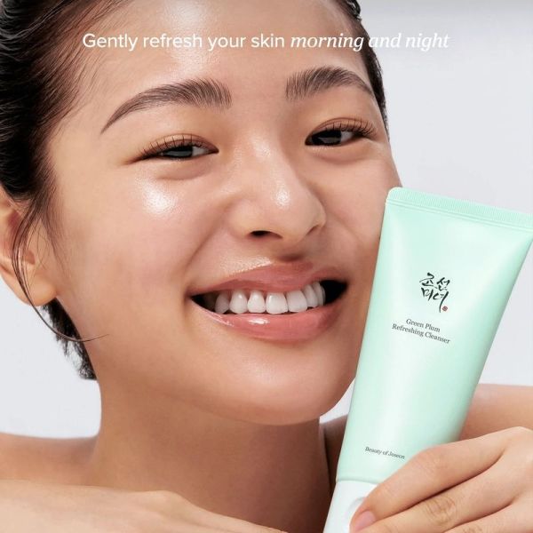 Green Plum Refreshing Cleanser - 100ml