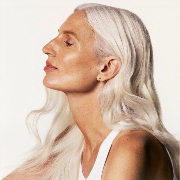 Nº.4P Blonde Enhancer™ Toning Shampoo - 250ML