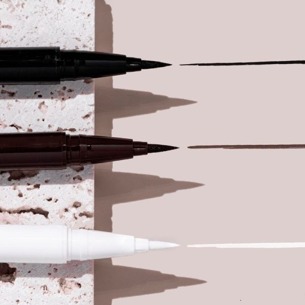 Eyeliner Stay Put Tank Liquid Eyeliner - 110 Black