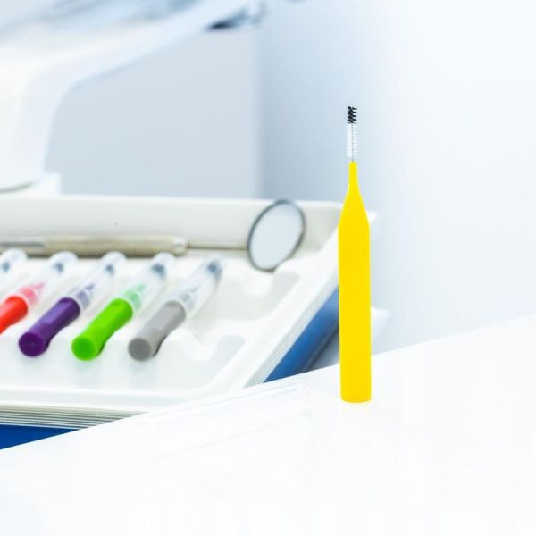 MonoCompact jaune brossette interdentaire
