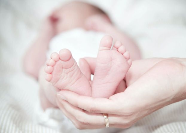 Bébé : le pouvoir du contact tactile